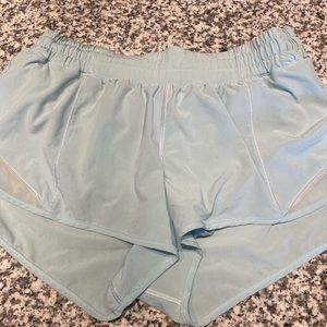 Lululemon Hotty Hot shorts - light blue